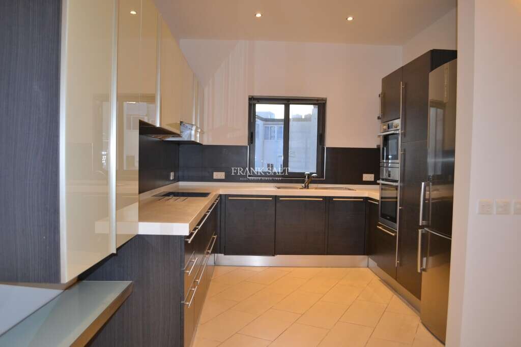 3 bedrooms Apartment in Sliema, Malta No. 9670