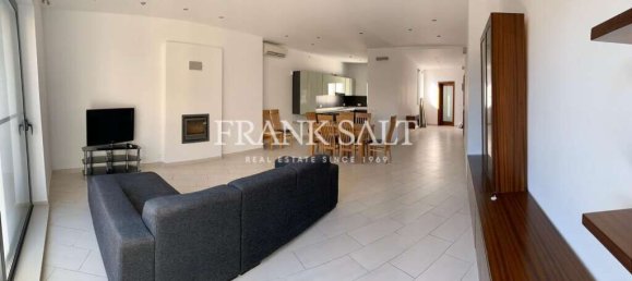 3 bedrooms Apartment in Sliema, Malta No. 9670 3