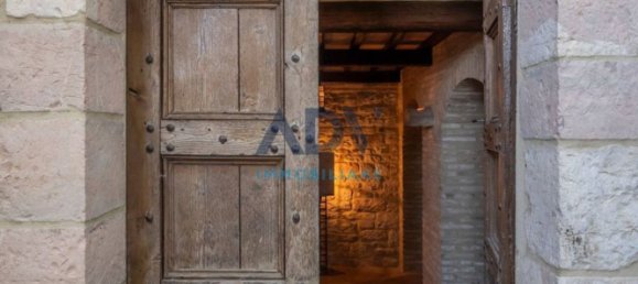 9 bedrooms Villa in Assisi, Italy No. 376464 12