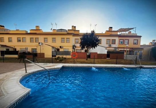 Moradia em banda T3 em Malaga, Spain N.º 259830