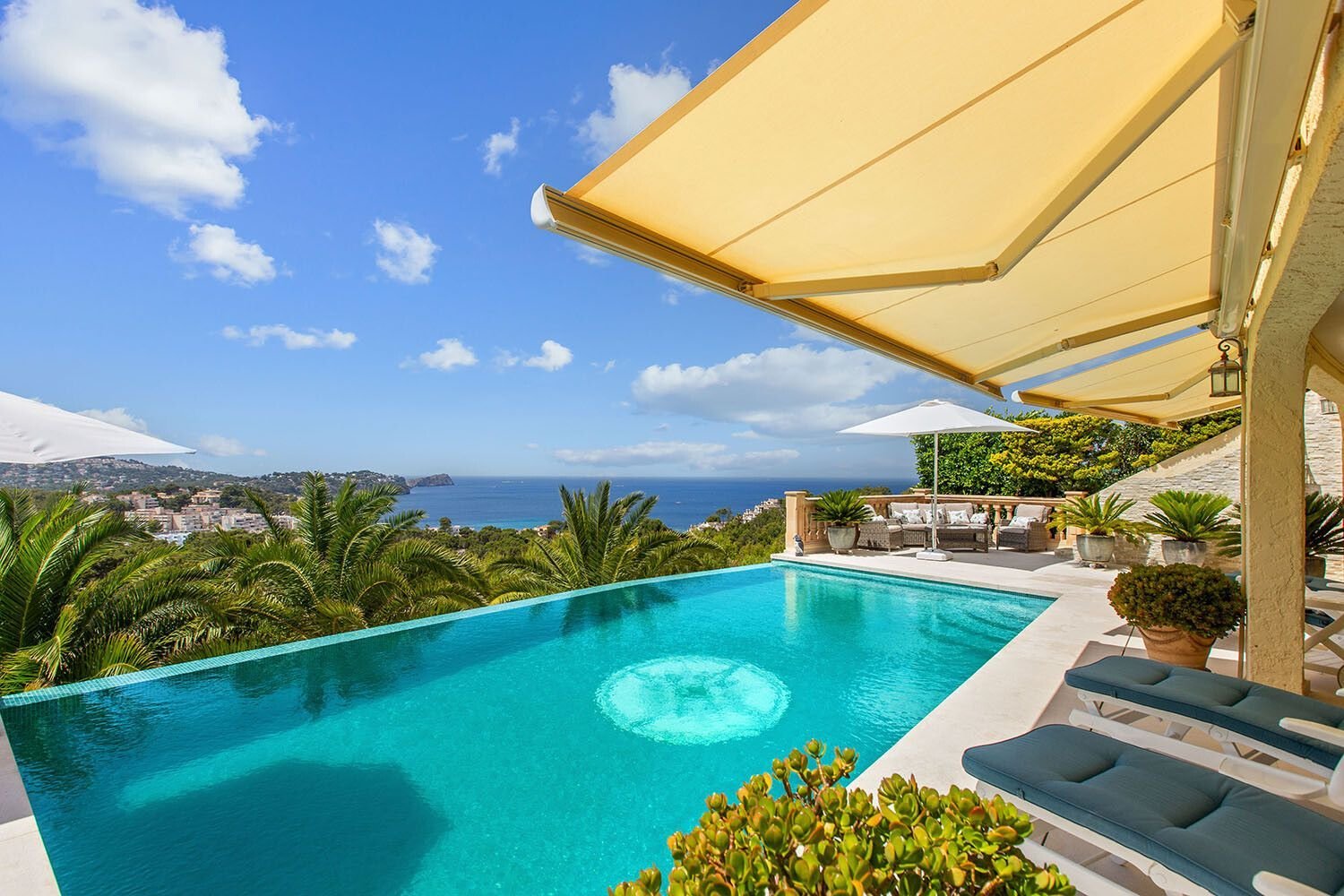 7 bedrooms Villa in Costa De La Calma, Spain No. 156933