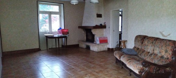 2 Schlafzimmer Haus in Vatan, France, Nr. 91465 8