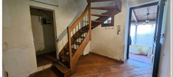 1 bedroom Apartment in Livorno, Italy No. 219232 6