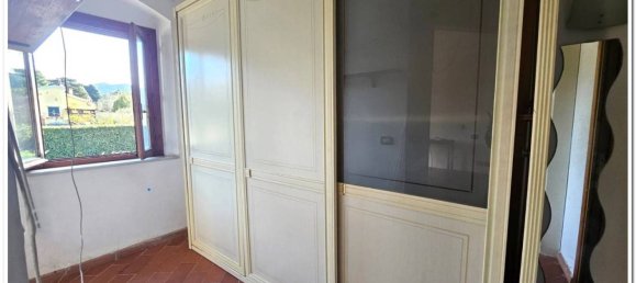1 bedroom Apartment in Livorno, Italy No. 219232 10