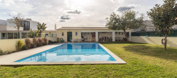 4 غرف نوم فيلا في Palmela, Portugal رقم 104541 2