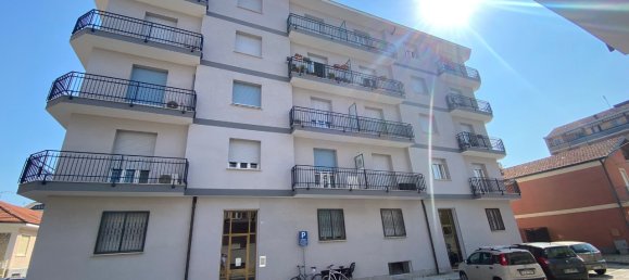 3 rooms Apartment in Vinovo, Italy No. 153615 32