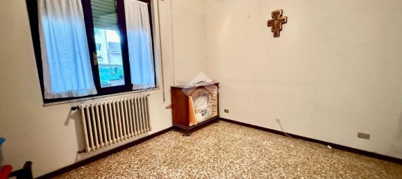 1-Zimmer Gewerbliche Immobilie in Muggiò, Italy, Nr. 361686 22