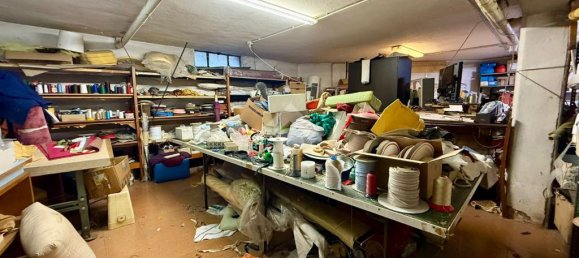 1-Zimmer Gewerbliche Immobilie in Muggiò, Italy, Nr. 361686 4