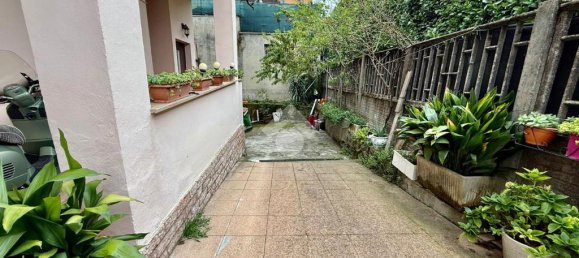 1-Zimmer Gewerbliche Immobilie in Muggiò, Italy, Nr. 361686 32