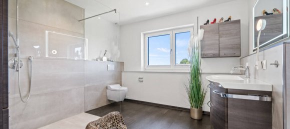 5 rooms House in Ravensburg, Germany No. 228749 27