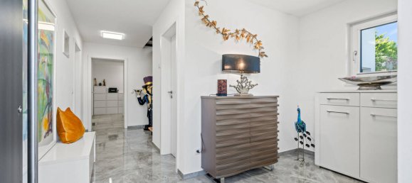 5 rooms House in Ravensburg, Germany No. 228749 4