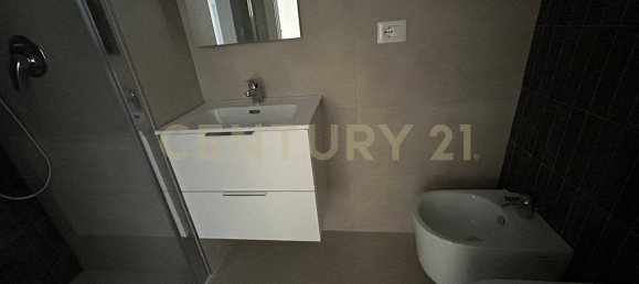 3 bedrooms Apartment in Verona, Italy No. 324387 16