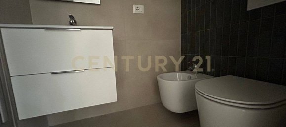 3 bedrooms Apartment in Verona, Italy No. 324387 17