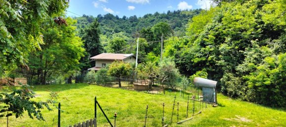 Studio in Valdilana, Italy No. 255602 3