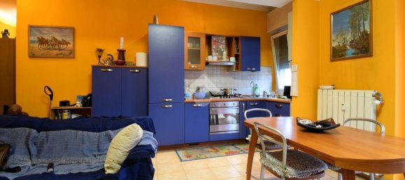 2-salle Appartement à Rozzano, Italy No. 38741 2