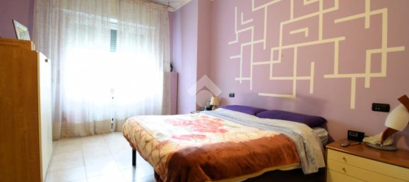 2-salle Appartement à Rozzano, Italy No. 38741 12