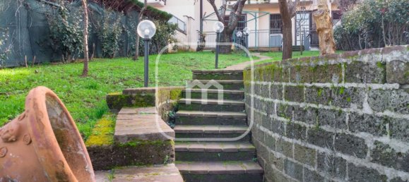 3غرفة منزل ذو طابقين في Monte Compatri, Italy رقم 73634 6