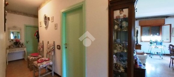 3 bedrooms Apartment in Monsampolo del Tronto, Italy No. 324803 4