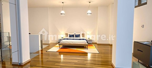3 bedrooms Apartment in Milan, Italy No. 379183 5