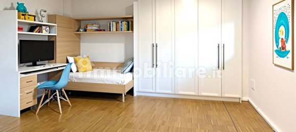 3 bedrooms Apartment in Milan, Italy No. 379183 7