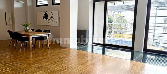 3 bedrooms Apartment in Milan, Italy No. 379183 3