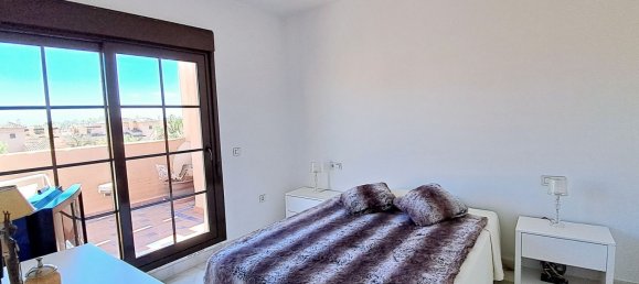 3 Schlafzimmer Penthouse in Estepona, Spain, Nr. 146295 10