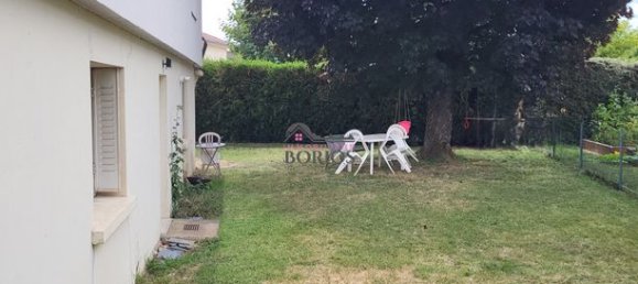 3 Schlafzimmer Haus in Chatenoy-le-Royal, France, Nr. 353407 10