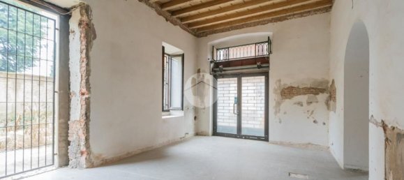 3غرفة شقة في Macherio, Italy رقم 228554 34