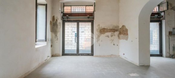 3غرفة شقة في Macherio, Italy رقم 228554 25