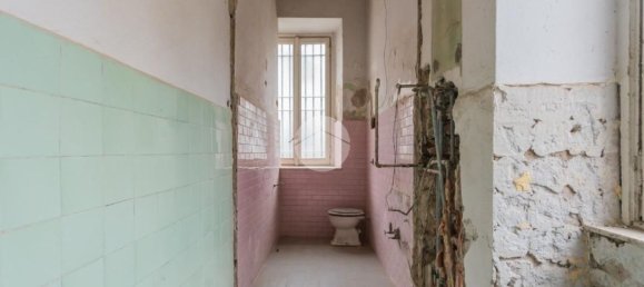 3غرفة شقة في Macherio, Italy رقم 228554 50