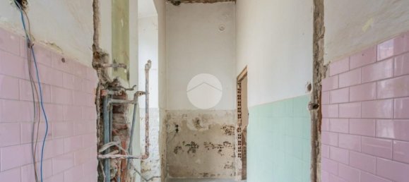 3غرفة شقة في Macherio, Italy رقم 228554 60