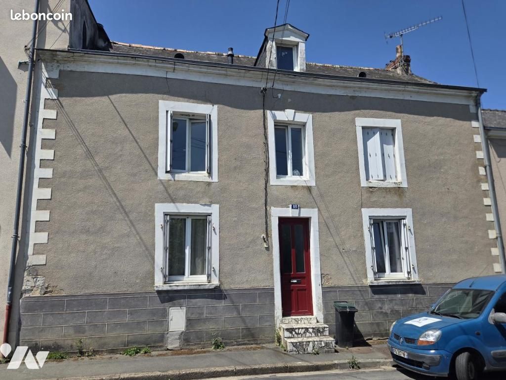 3 bedrooms Villa in Chateau-Gontier, France No. 286118