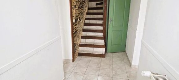 3 bedrooms Villa in Chateau-Gontier, France No. 286118 7