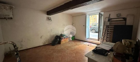 25m² Commercial property in Genoa, Italy No. 374621 12