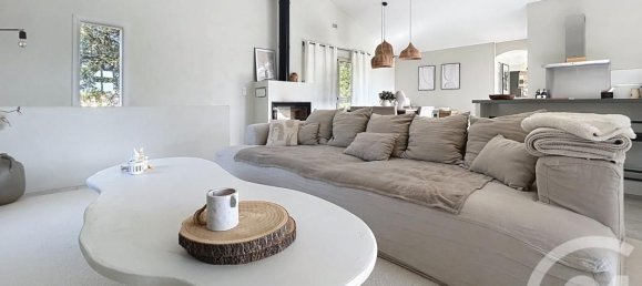 3 bedrooms Villa in Gard, France No. 290698 10