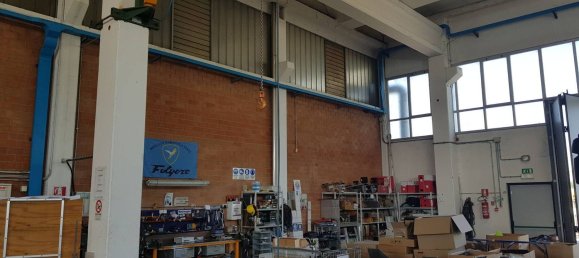 Lagerhaus in Fidenza, Italy 3519m², Nr. 297225 6