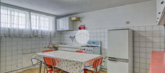 3غرفة منزل في Busto Arsizio, Italy رقم 32129 9