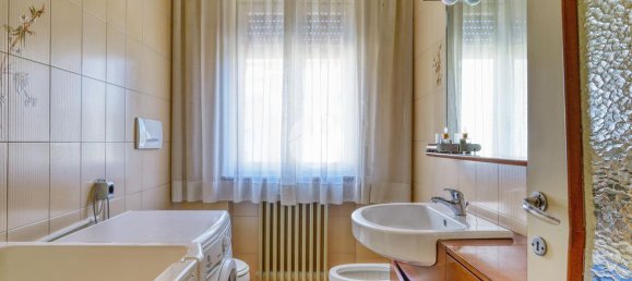 3غرفة منزل في Busto Arsizio, Italy رقم 32129 25