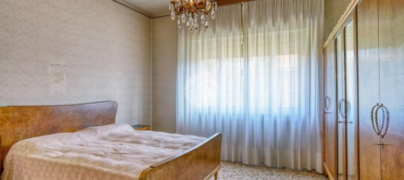 3غرفة منزل في Busto Arsizio, Italy رقم 32129 24