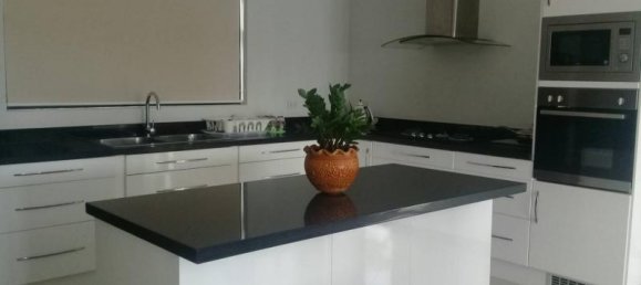 3 bedrooms Cafe / restaurant in Bang Lamung, Thailand No. 90 10