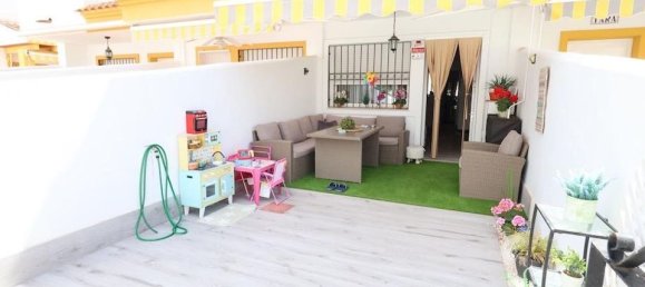 Дуплекс с 2 спальнями в Аликанте, Испания № 175795 4