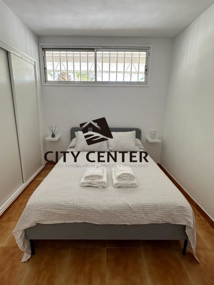 Квартира с 1 спальней в Арона, Испания № 42171