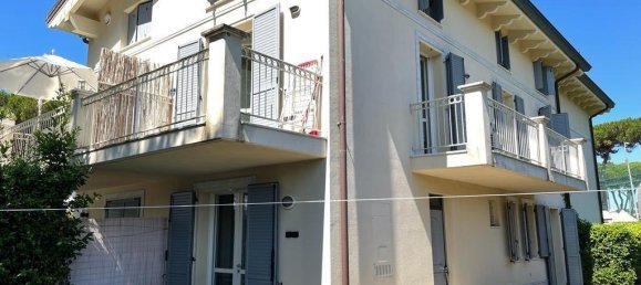 5 غرف نوم فيلا في Montignoso, Italy رقم 48024 38