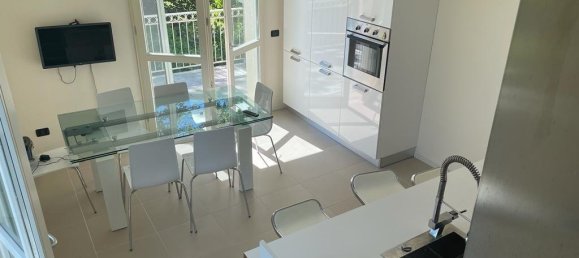 5 غرف نوم فيلا في Montignoso, Italy رقم 48024 21