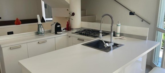 5 غرف نوم فيلا في Montignoso, Italy رقم 48024 15