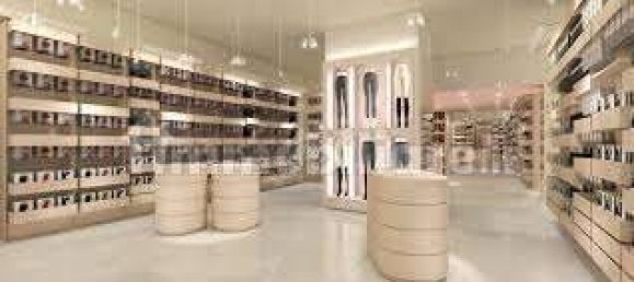 3 rooms Commercial property in Marcon, Italy No. 61568 9