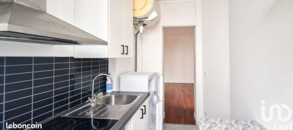 1 bedroom Apartment in Romainville, France No. 309506 5