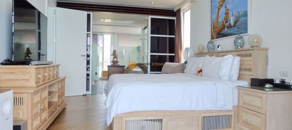 3 bedrooms Condo in Pattaya, Thailand No. 5360 11
