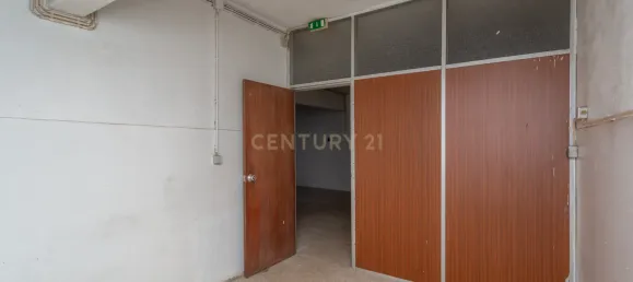 2 غرف نوم مستودع في Odivelas, Portugal رقم 83902 11