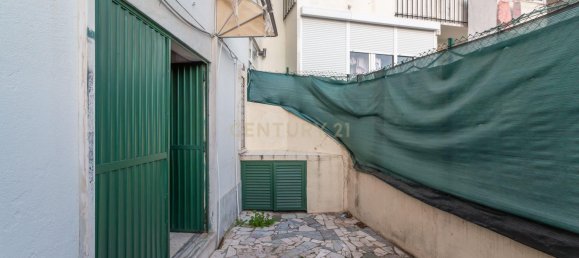 2 غرف نوم مستودع في Odivelas, Portugal رقم 83902 19